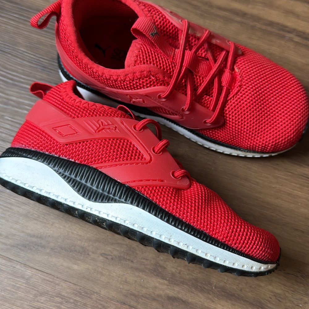 Puma Sneakers